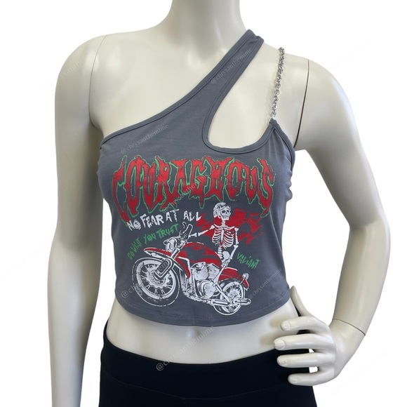 SHEIN Tops - NWT • One Shoulder Cut Out Chain Top